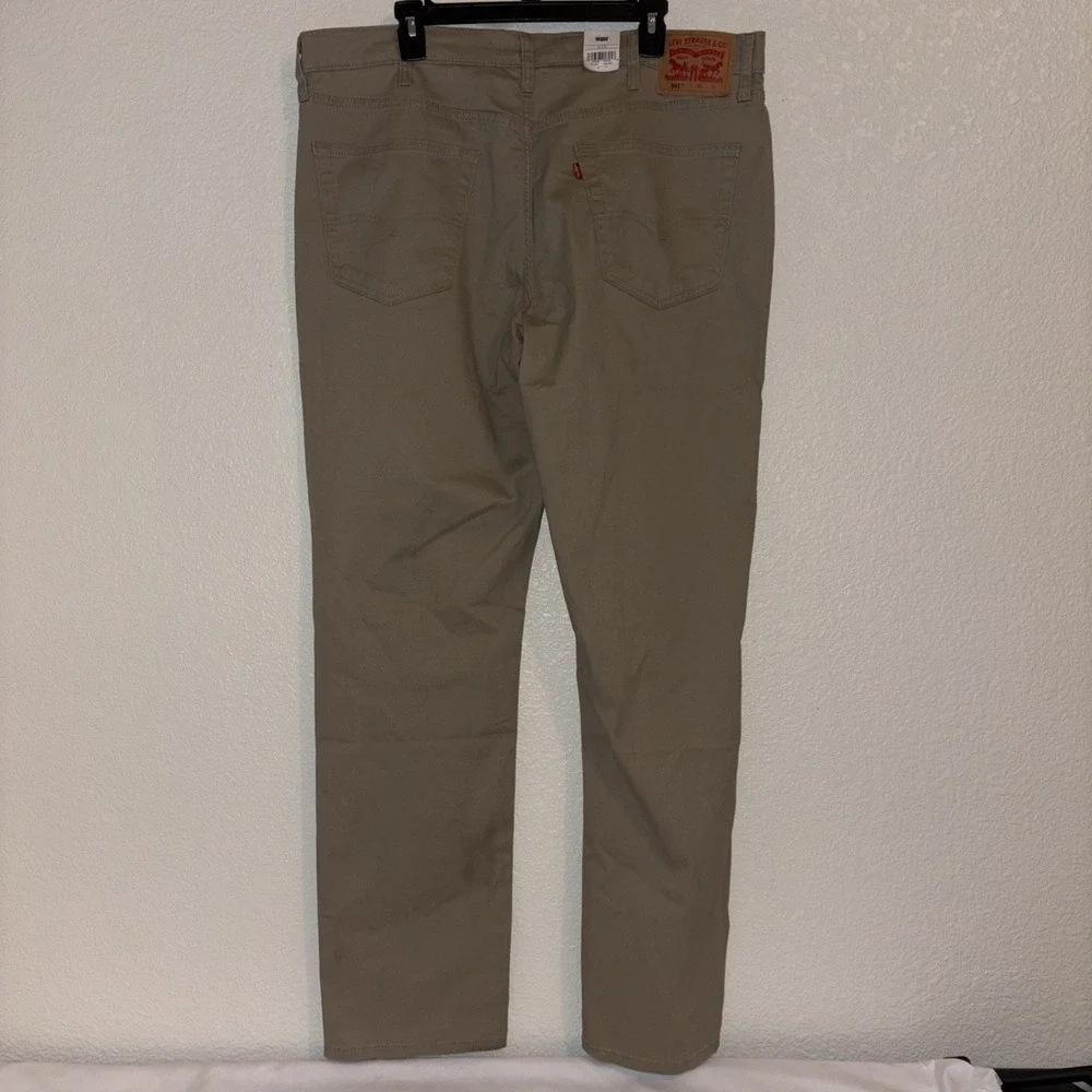Levi's 541 Athletic Fit Taper Jeans Men's Size 40x36‎ Big/Tall Camal/Beige Jeans